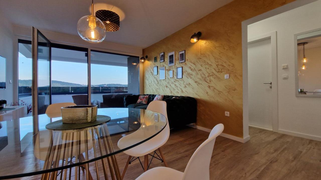 Marcelina 2 In Apartment Trogir